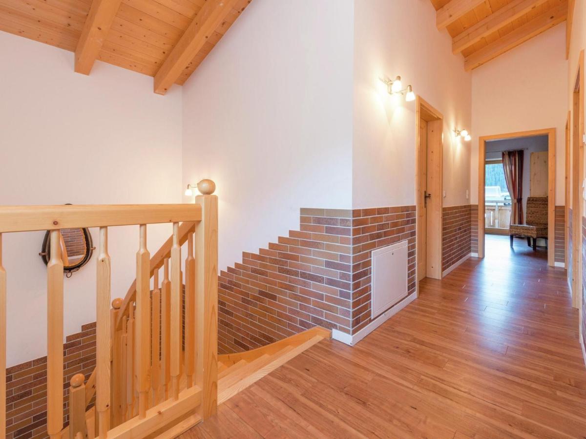Wasserfall, Chalet